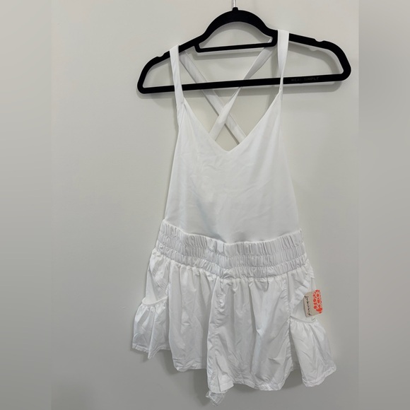 Free People Movement Get Your Flirt On Shortsie – White – Size M – NEW WITH TAGS - Picture 2 of 6